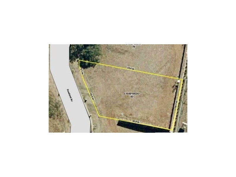 82 Rowland Avenue, Wakerley QLD 4154
