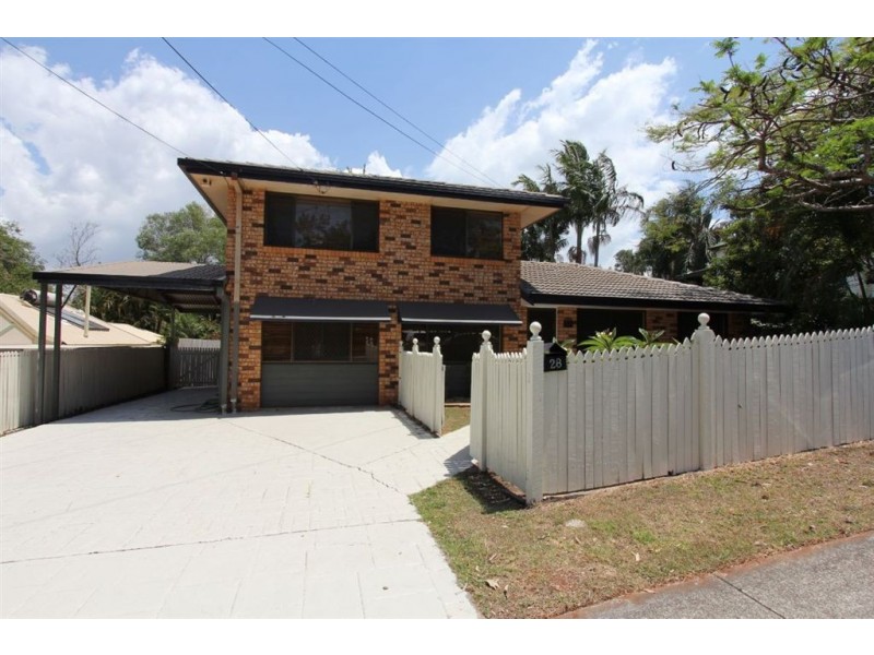 28 Pitt Road, Birkdale QLD 4159