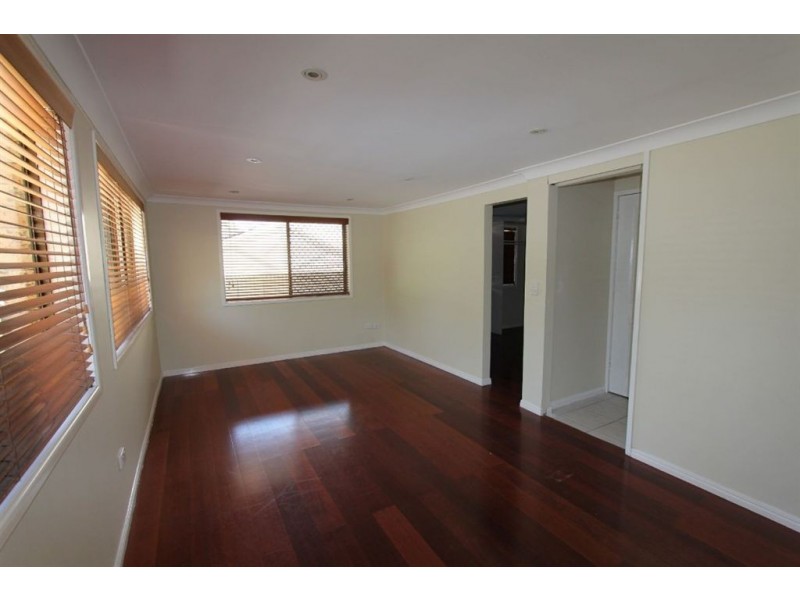 28 Pitt Road, Birkdale QLD 4159