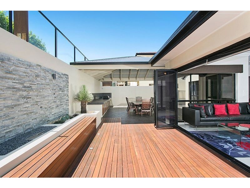 13 Clarance Street, Wakerley QLD 4154