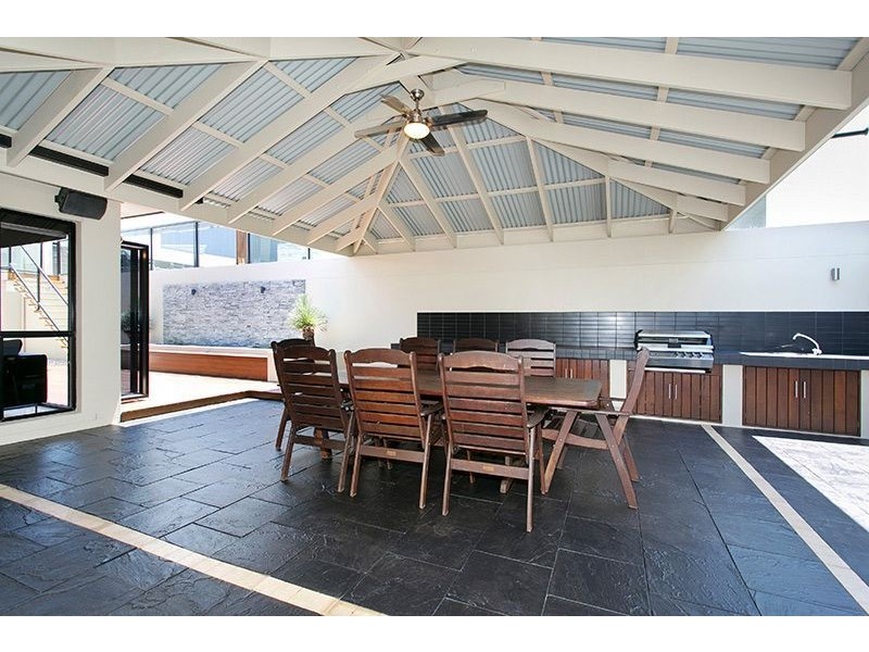 13 Clarance Street, Wakerley QLD 4154