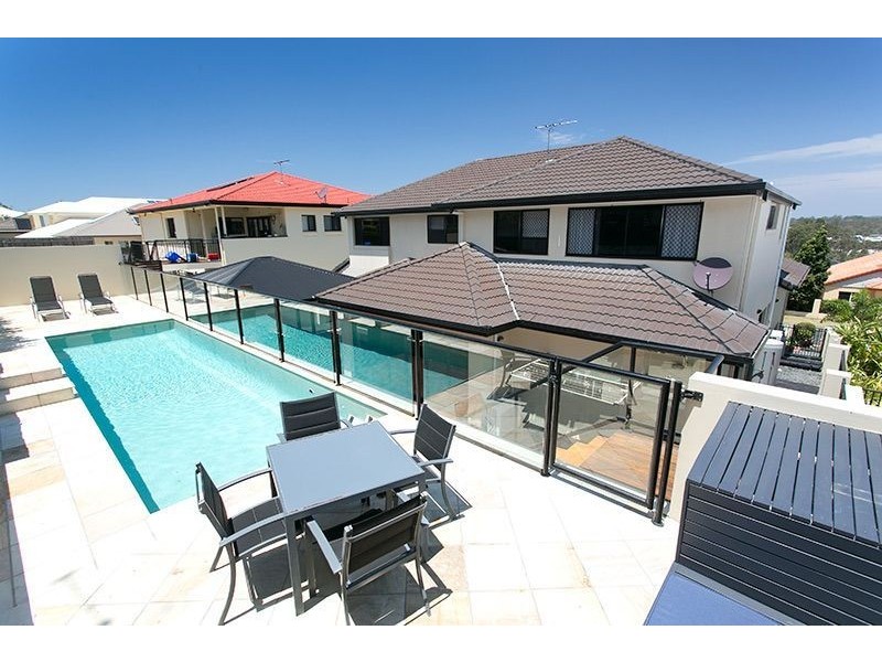 13 Clarance Street, Wakerley QLD 4154
