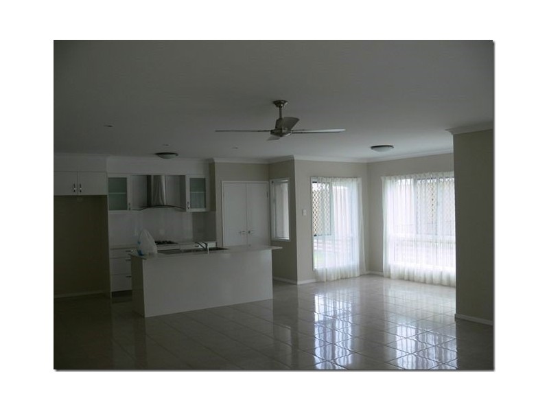 49 Doherty Place, Wakerley QLD 4154