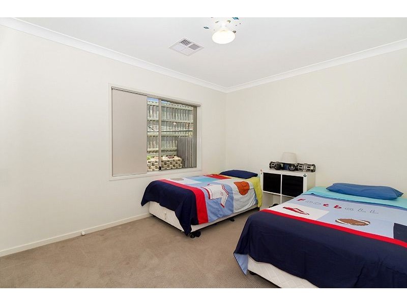 6 Peregian Close, Manly West QLD 4179