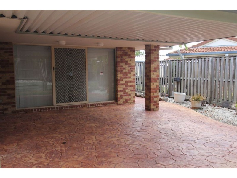 69 Matthews Way, Wakerley QLD 4154