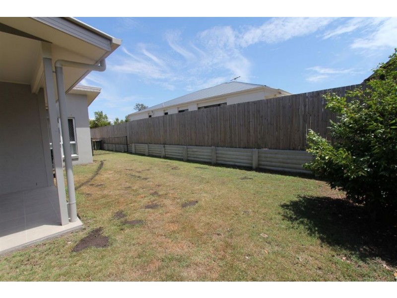 49 Doherty Place, Wakerley QLD 4154