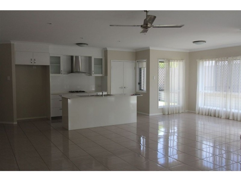 49 Doherty Place, Wakerley QLD 4154