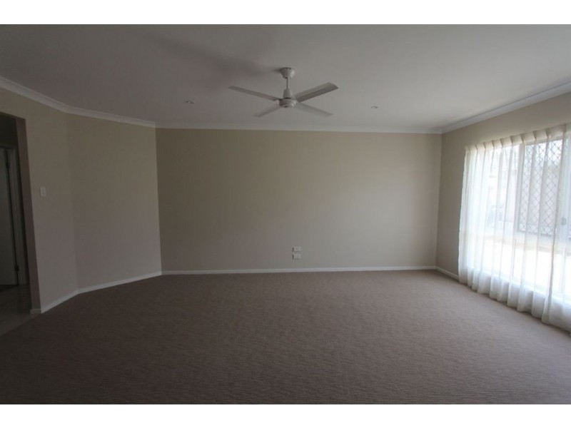 49 Doherty Place, Wakerley QLD 4154