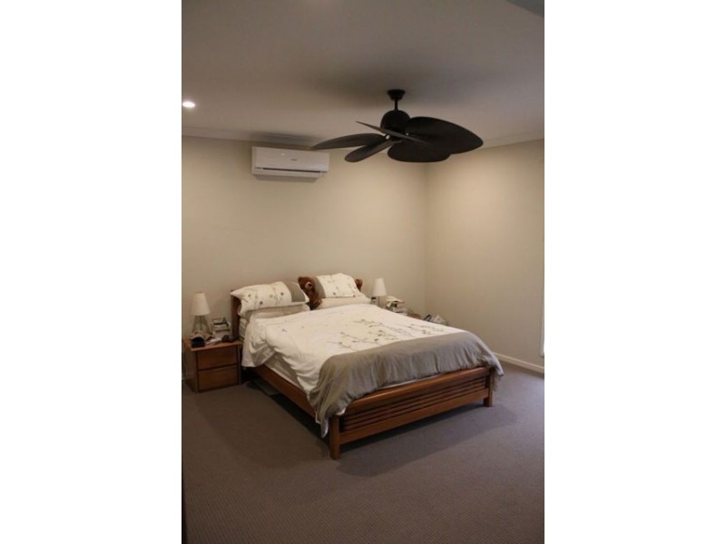 72 Feathertail Place Wakerley, Wakerley QLD 4154