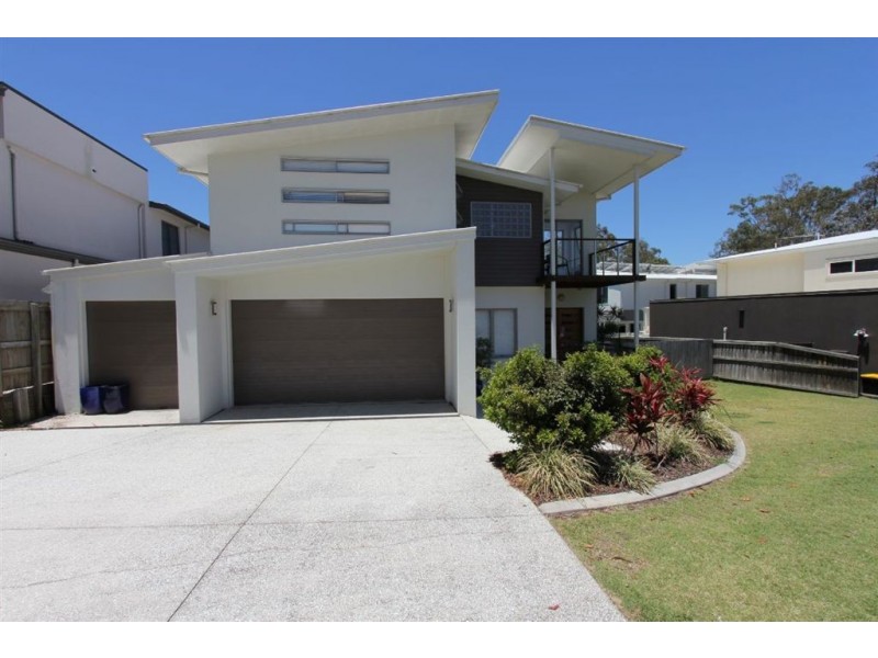 33 Talltrees Circuit, Wakerley QLD 4154