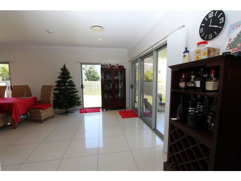 33 Talltrees Circuit, Wakerley QLD 4154