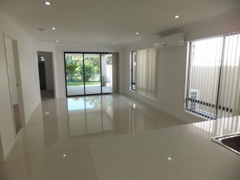 15 Wassell Street, Wynnum QLD 4178