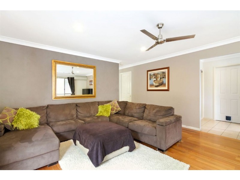 31 Campbell Street, Wakerley QLD 4154