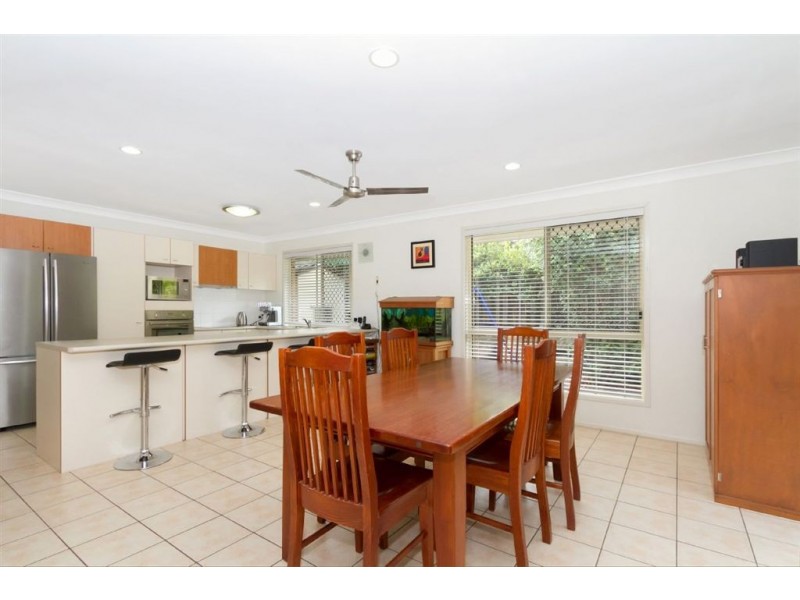 31 Campbell Street, Wakerley QLD 4154