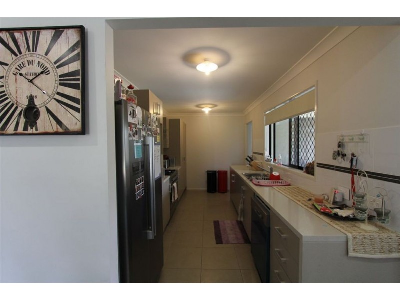 5 Foxwood Circuit, Wakerley QLD 4154