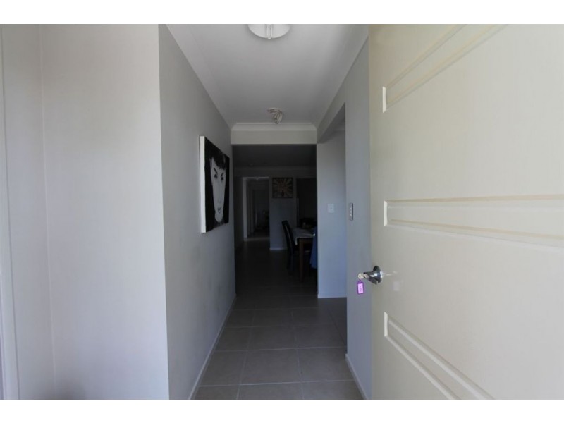 5 Foxwood Circuit, Wakerley QLD 4154