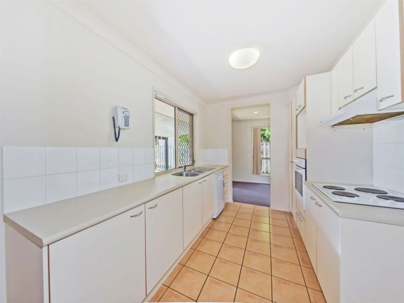 18 Ransom Place, Wakerley QLD 4154