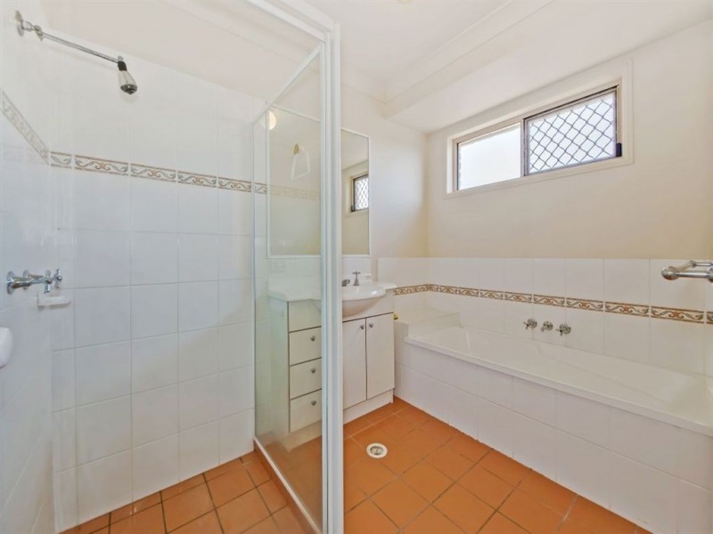 18 Ransom Place, Wakerley QLD 4154