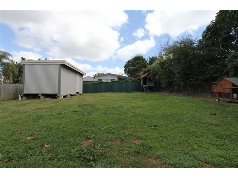 27 Bethania Street, Lota QLD 4179