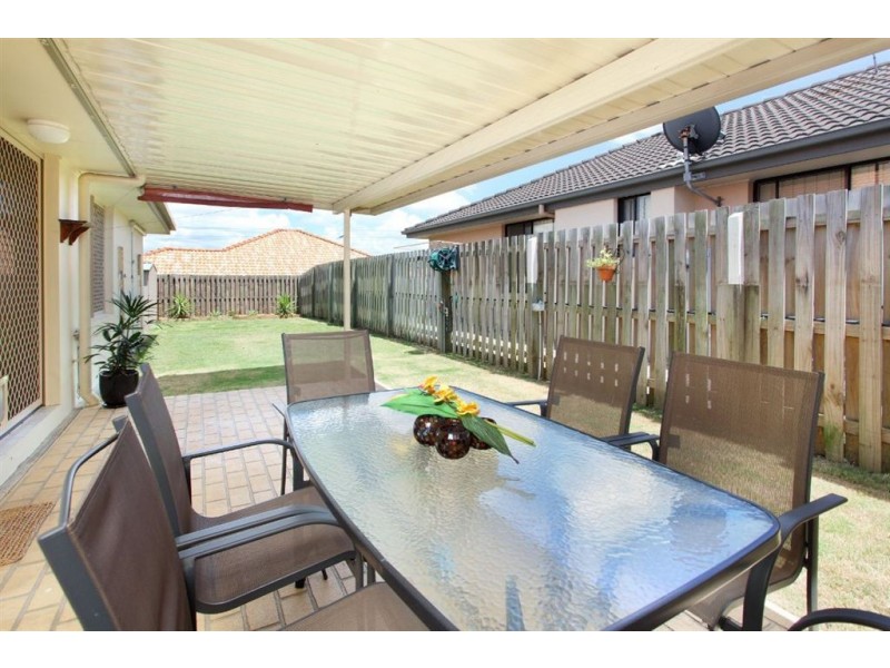 22 Ross Place, Wakerley QLD 4154