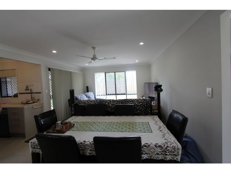 5 Foxwood Circuit, Wakerley QLD 4154