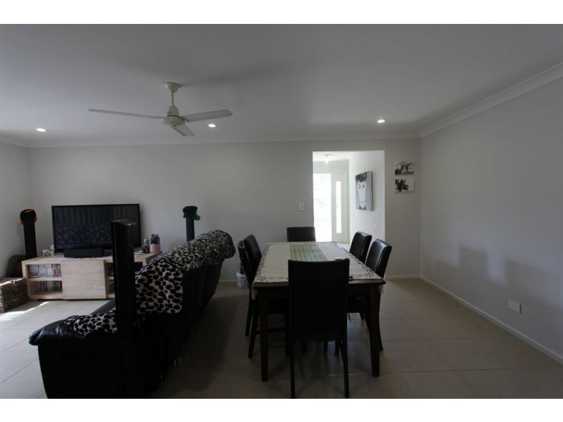 5 Foxwood Circuit, Wakerley QLD 4154
