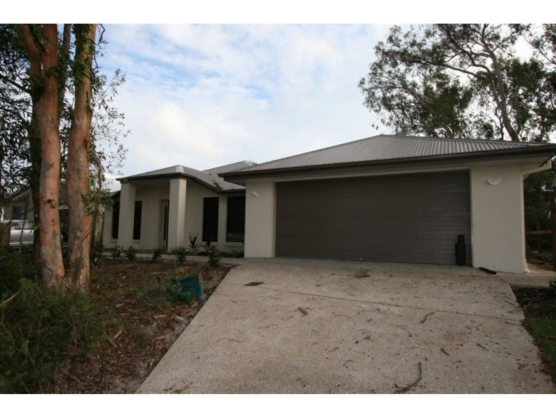 5 Foxwood Circuit, Wakerley QLD 4154