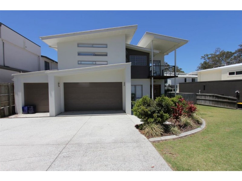 33 Talltrees Circuit, Wakerley QLD 4154