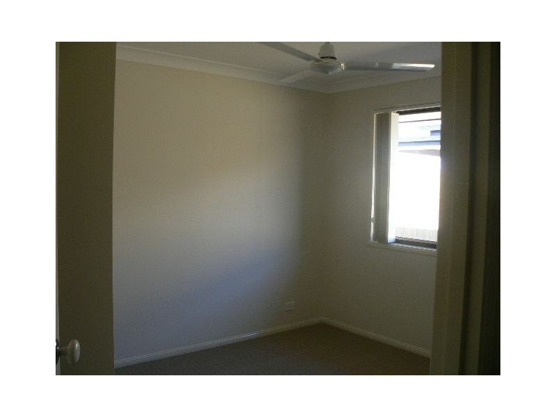 56 Higgs Circuit, Wynnum West QLD 4178