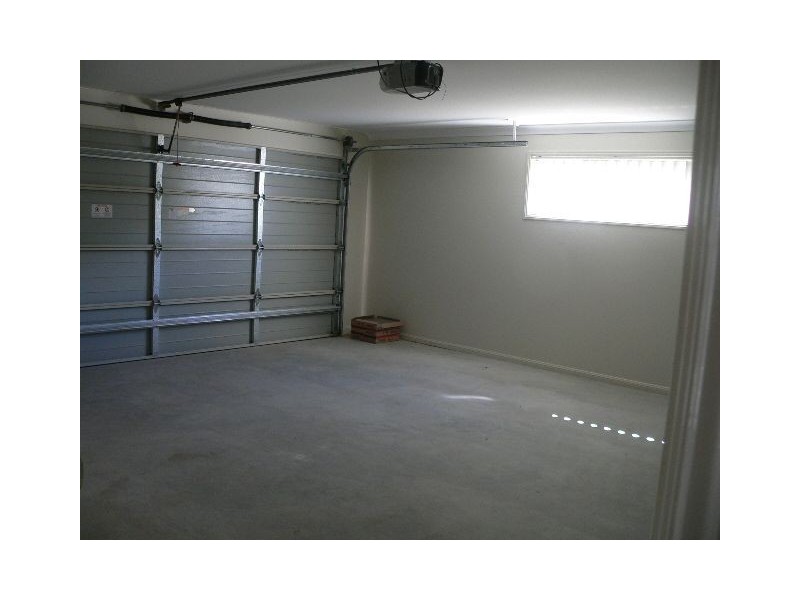 56 Higgs Circuit, Wynnum West QLD 4178