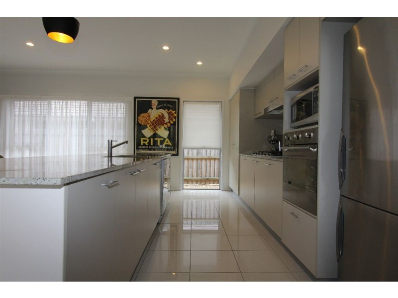 7 Esk Crescent, Wakerley QLD 4154