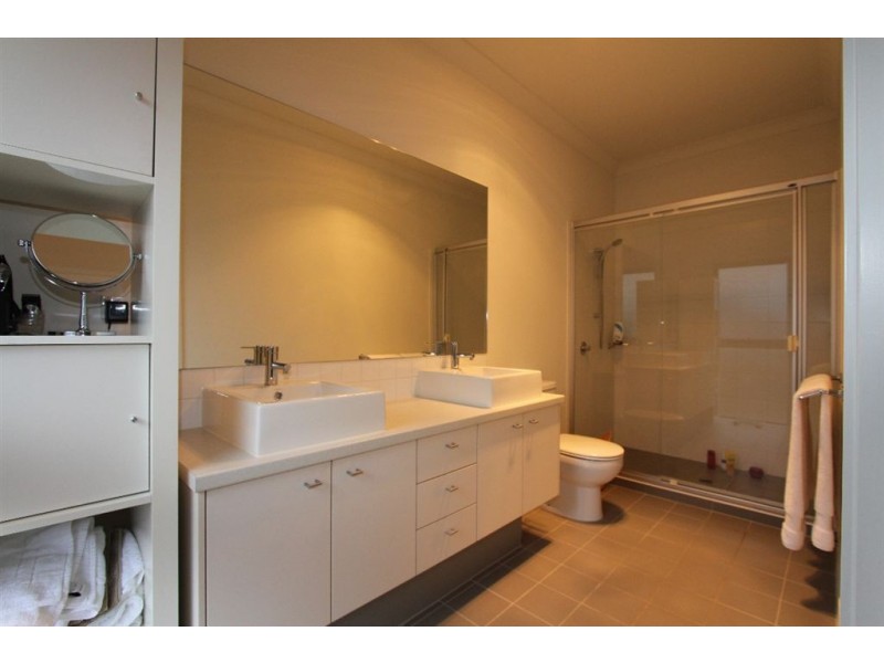 7 Esk Crescent, Wakerley QLD 4154