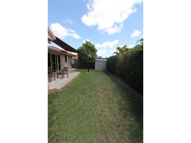 18 Isaacs Way, Wakerley QLD 4154