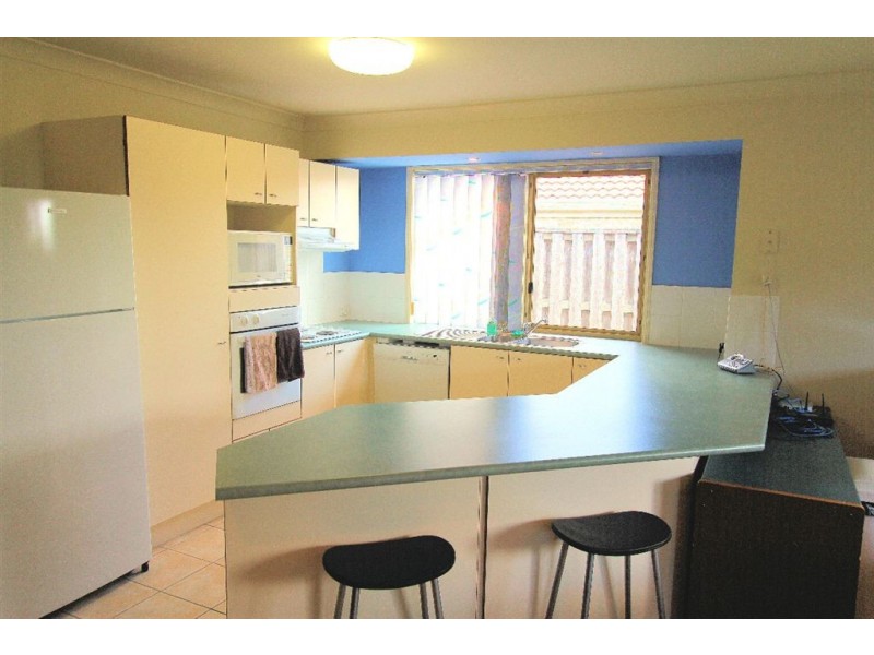 18 Isaacs Way, Wakerley QLD 4154