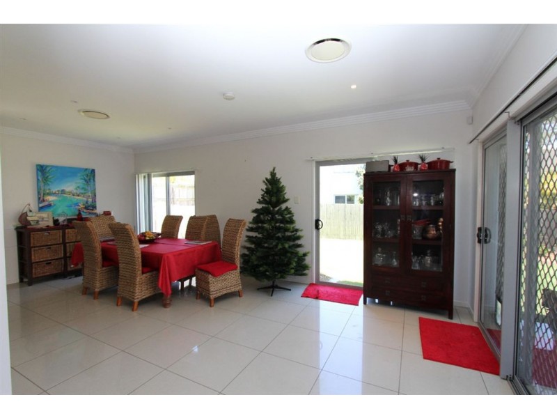 33 Talltrees Circuit, Wakerley QLD 4154