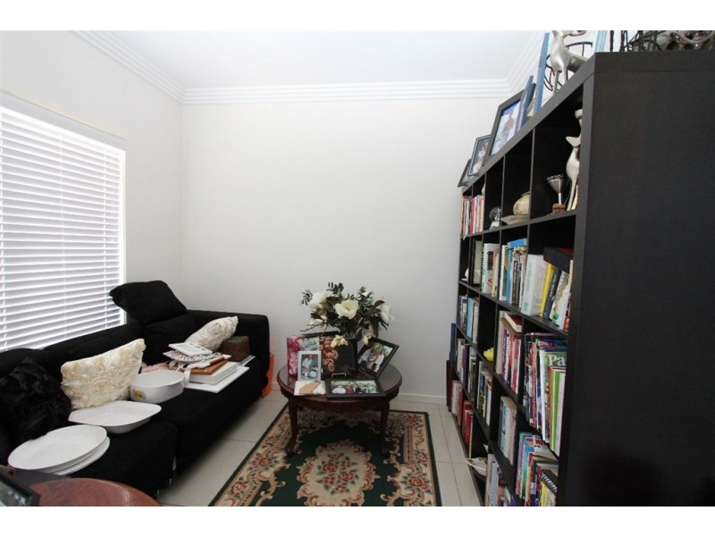 33 Talltrees Circuit, Wakerley QLD 4154