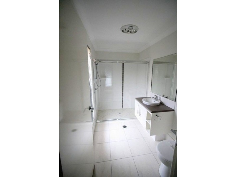 21 Bailey Street, Wakerley QLD 4154