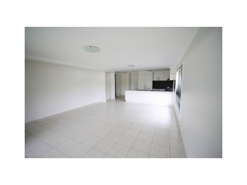 21 Bailey Street, Wakerley QLD 4154