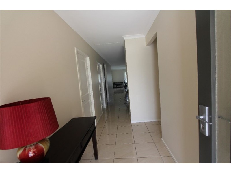 45 Doherty Place, Wakerley QLD 4154