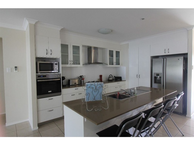 45 Doherty Place, Wakerley QLD 4154