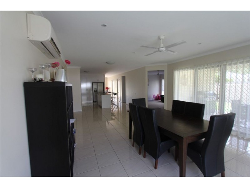 45 Doherty Place, Wakerley QLD 4154