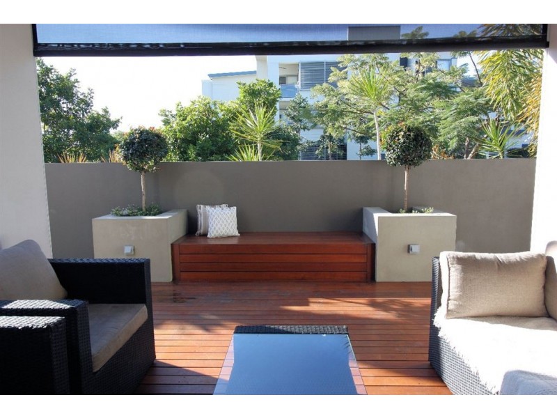 60 Waterline Crescent, Bulimba QLD 4171