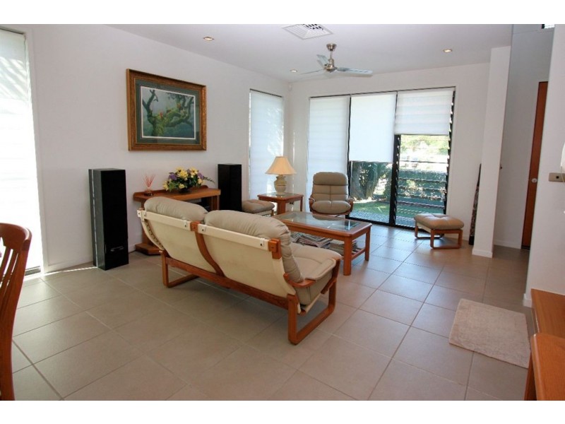 60 Waterline Crescent, Bulimba QLD 4171