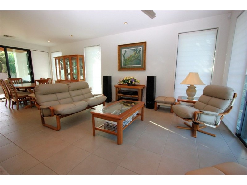 60 Waterline Crescent, Bulimba QLD 4171