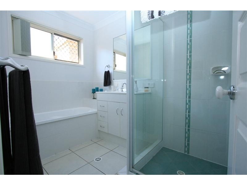 17 Jasmine Street, Wakerley QLD 4154