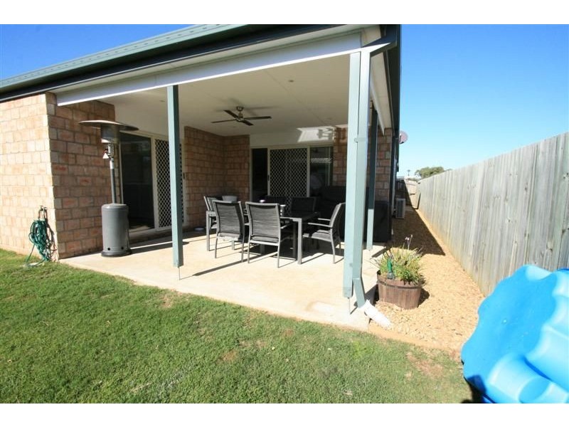 17 Jasmine Street, Wakerley QLD 4154