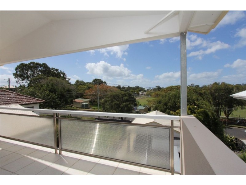 27 Bethania street, Lota QLD 4179