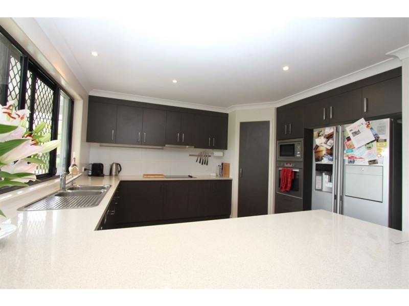 114 School Road, Wynnum West QLD 4178
