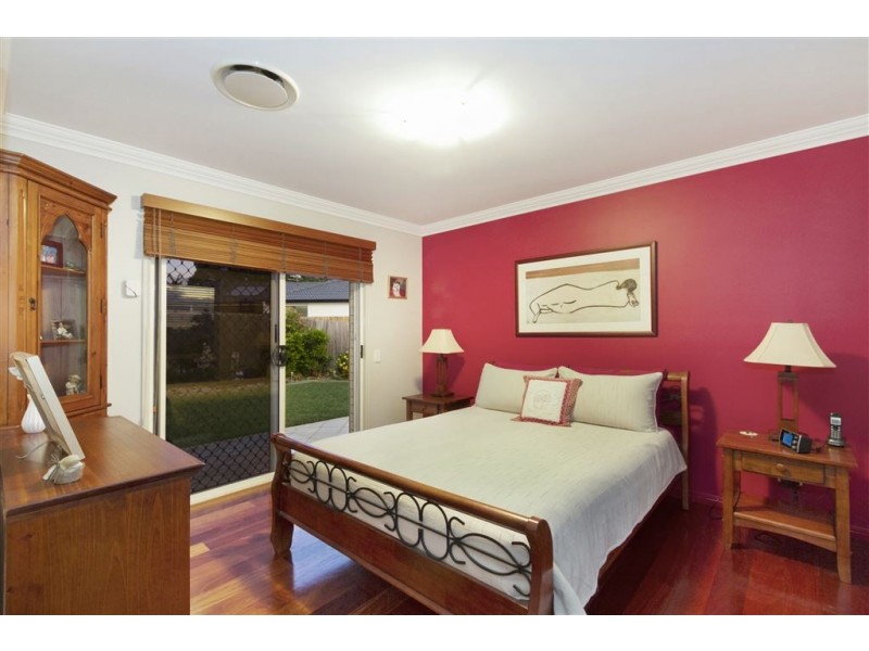 31 Underwood Street, Wakerley QLD 4154