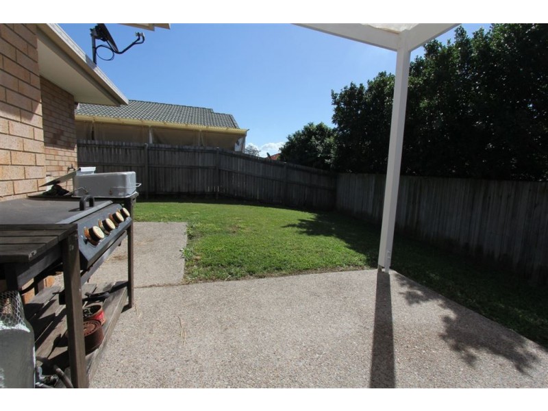 11 Friend Street, Wakerley QLD 4154